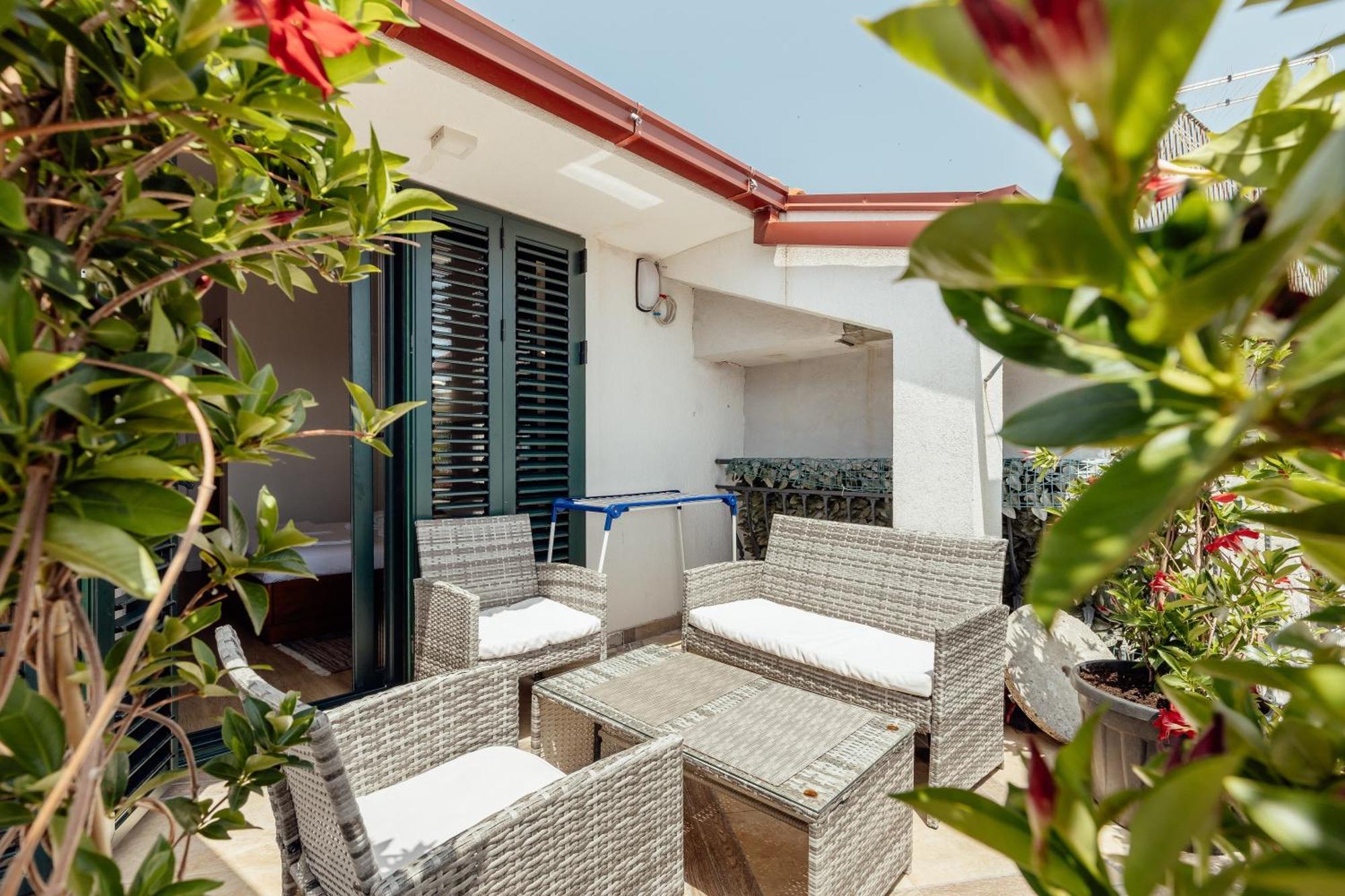 Guesthouse Villa Stari Grad ヘルツェグ・ノヴィ エクステリア 写真