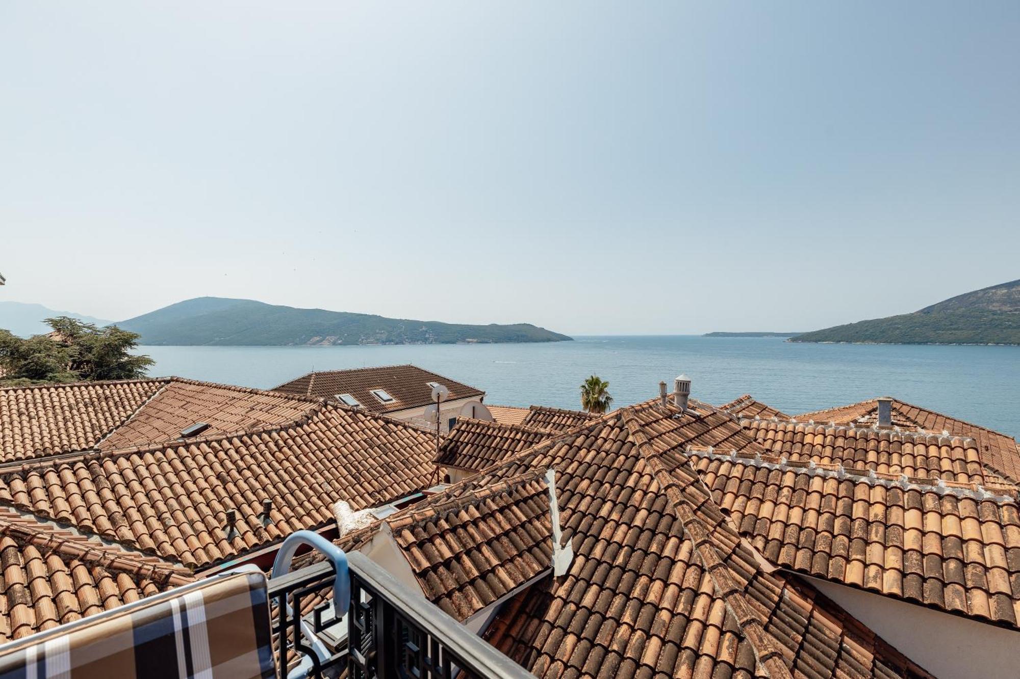 Guesthouse Villa Stari Grad ヘルツェグ・ノヴィ エクステリア 写真