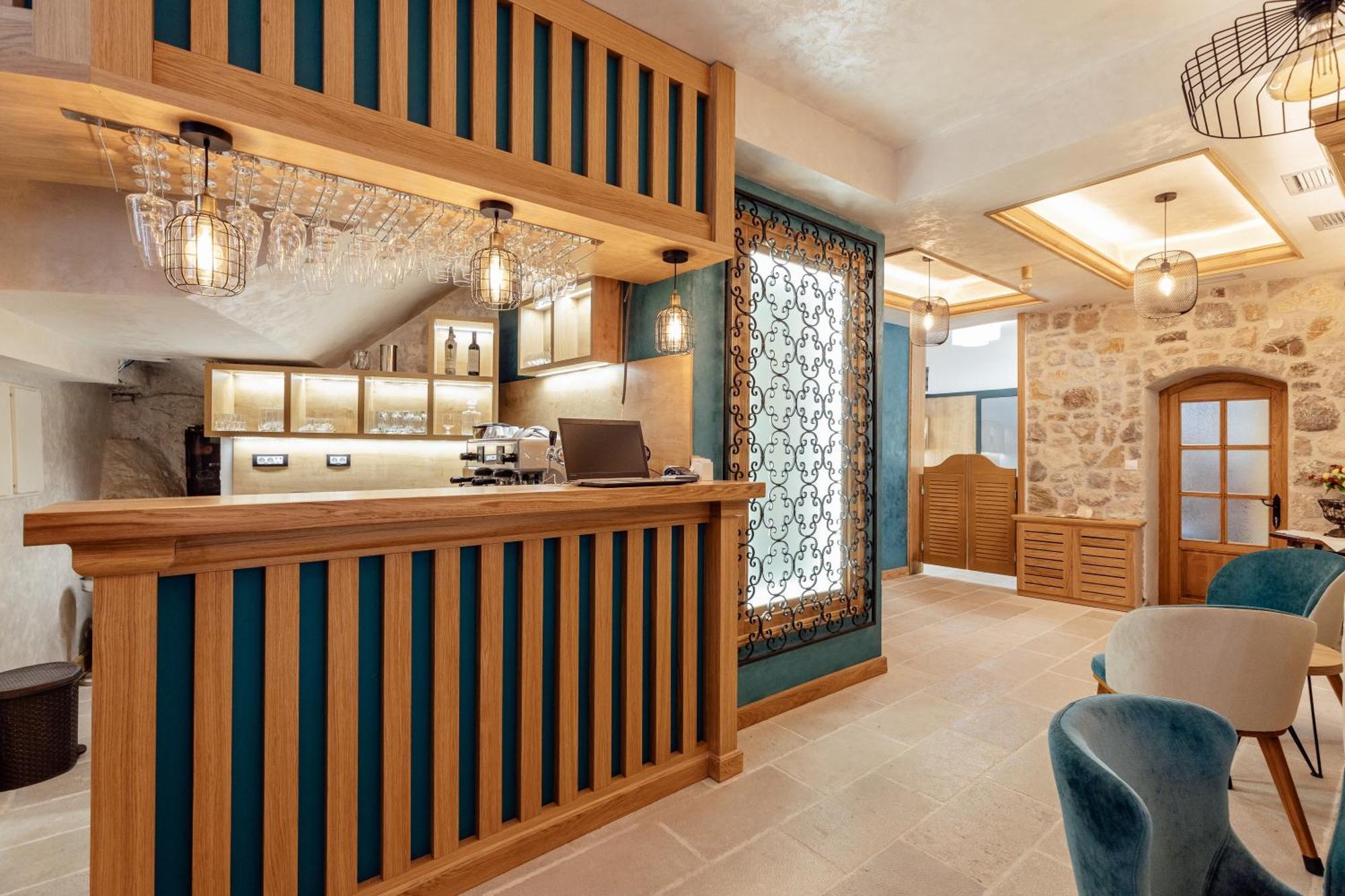 Guesthouse Villa Stari Grad ヘルツェグ・ノヴィ エクステリア 写真