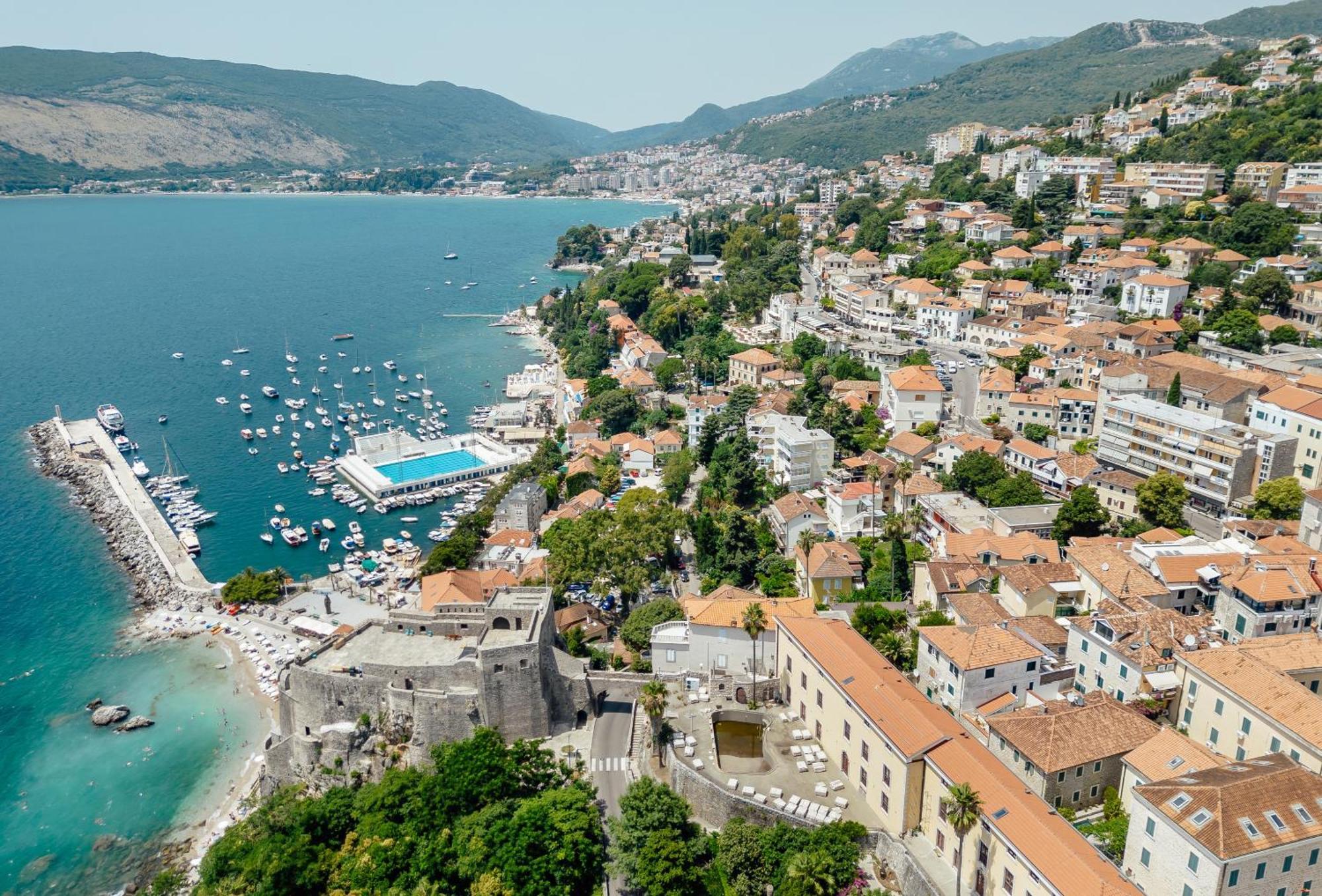Guesthouse Villa Stari Grad ヘルツェグ・ノヴィ エクステリア 写真