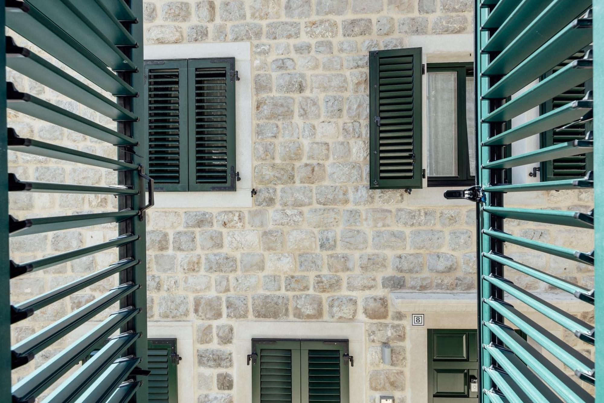 Guesthouse Villa Stari Grad ヘルツェグ・ノヴィ エクステリア 写真