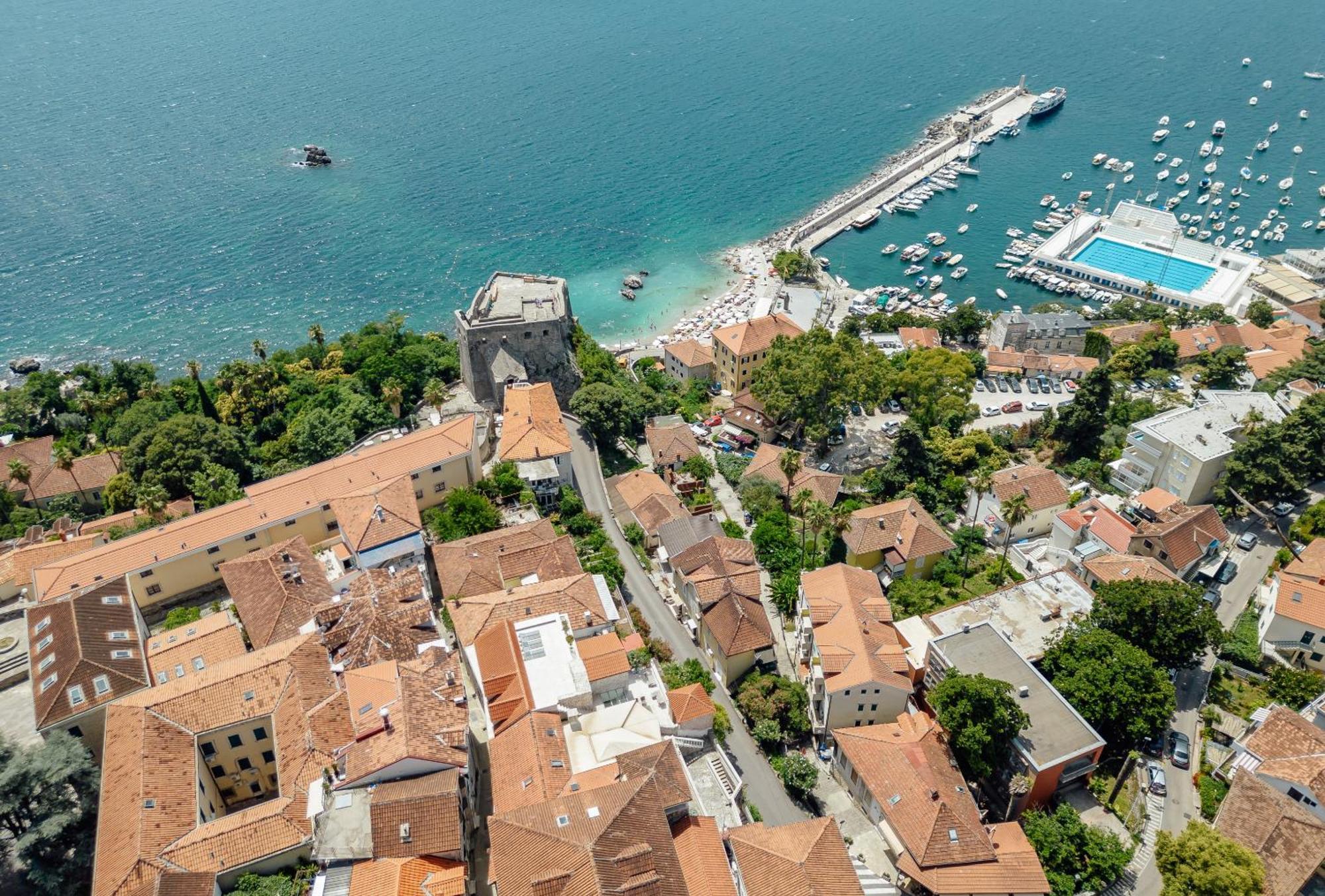 Guesthouse Villa Stari Grad ヘルツェグ・ノヴィ エクステリア 写真