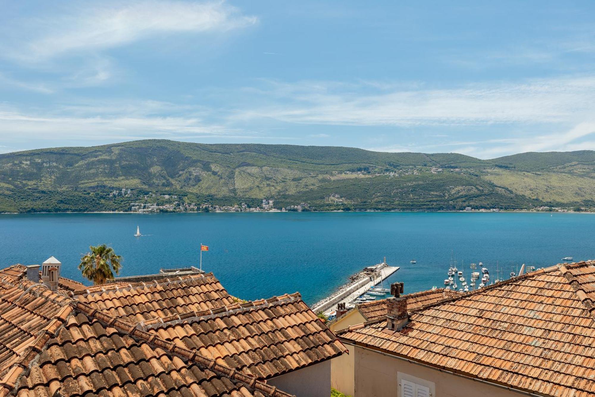 Guesthouse Villa Stari Grad ヘルツェグ・ノヴィ エクステリア 写真