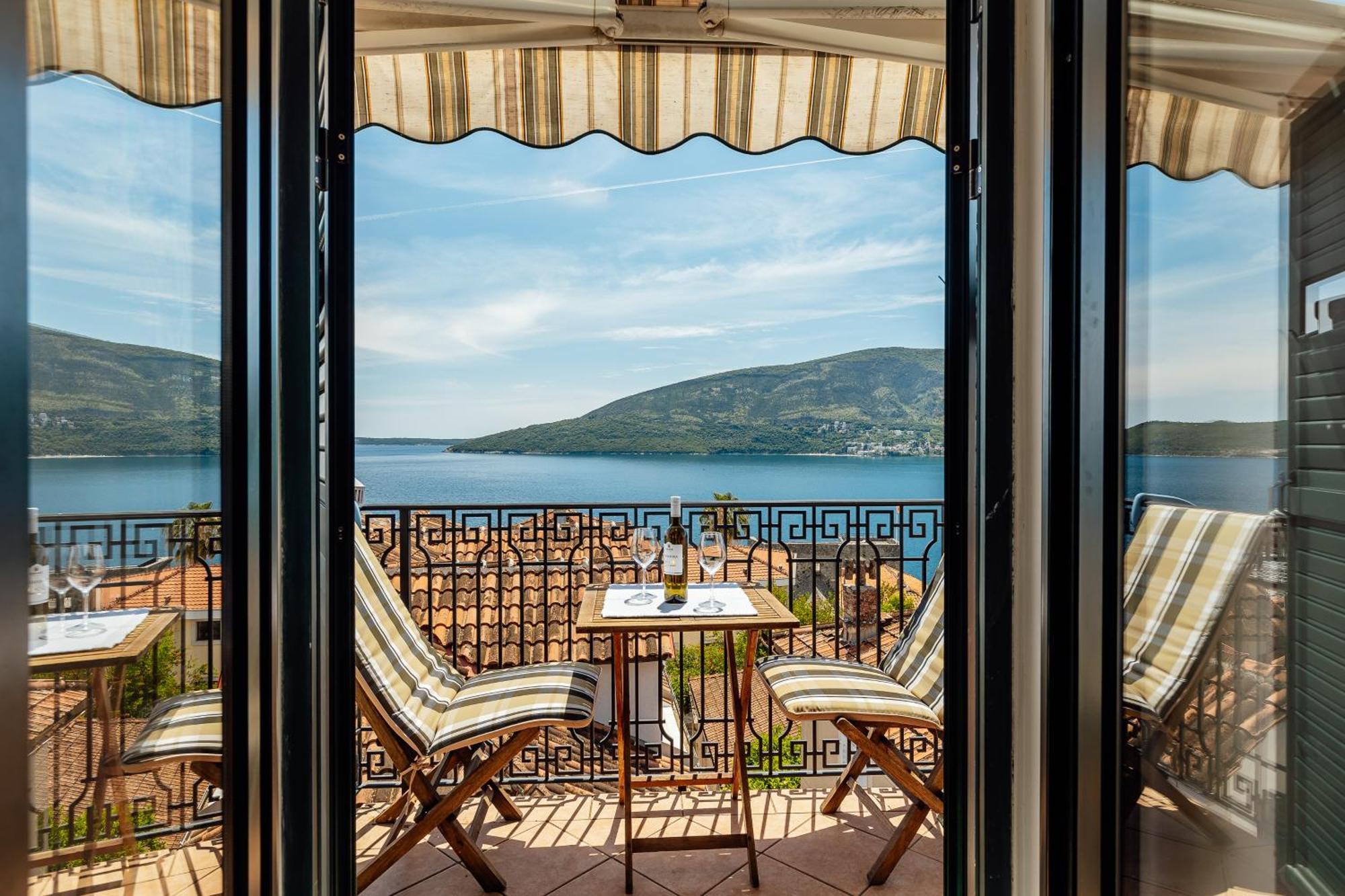 Guesthouse Villa Stari Grad ヘルツェグ・ノヴィ エクステリア 写真